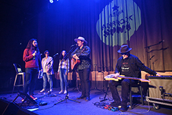 Enderrock Sona de Maig 2024 amb Juli Barrero, Ferran Palau i El Pony Pisador  